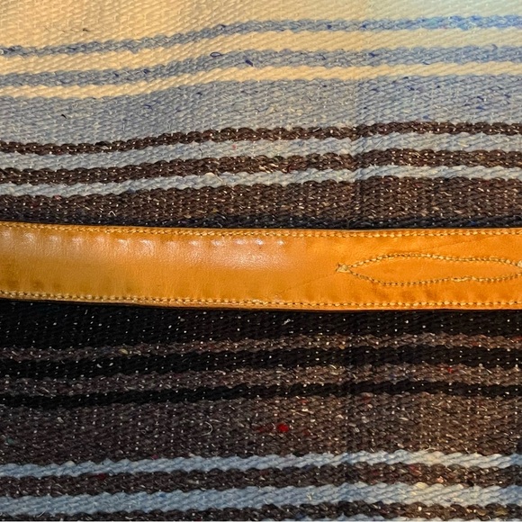 Men’s buck-stitch saddle leather 1-1/2"w ranger belt 34 Charles Hughes maker - Picture 2 of 6